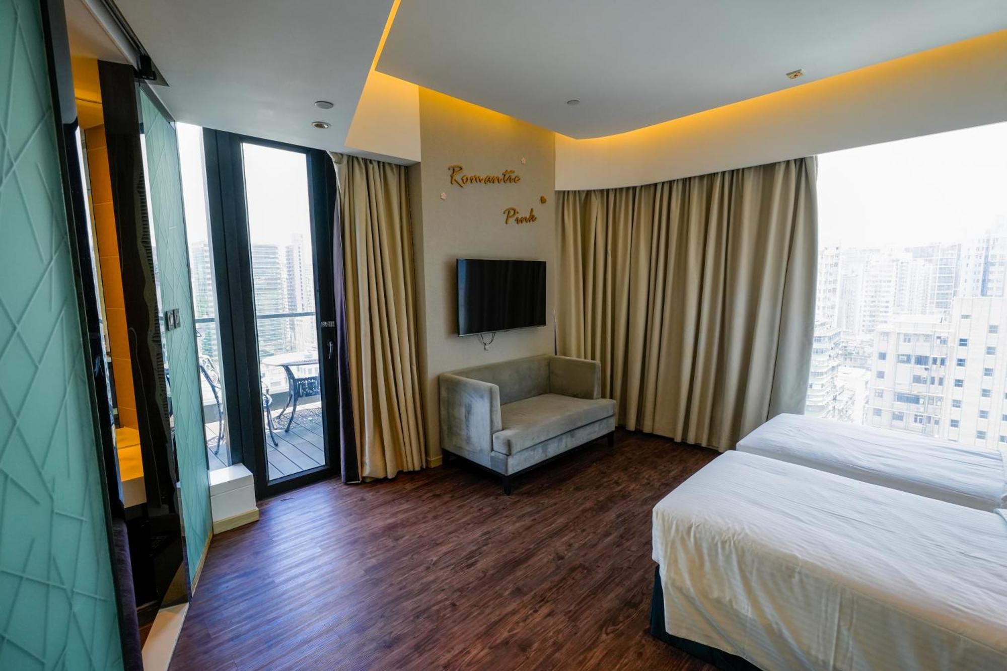 Epoch Hotel Hong Kong Exterior photo