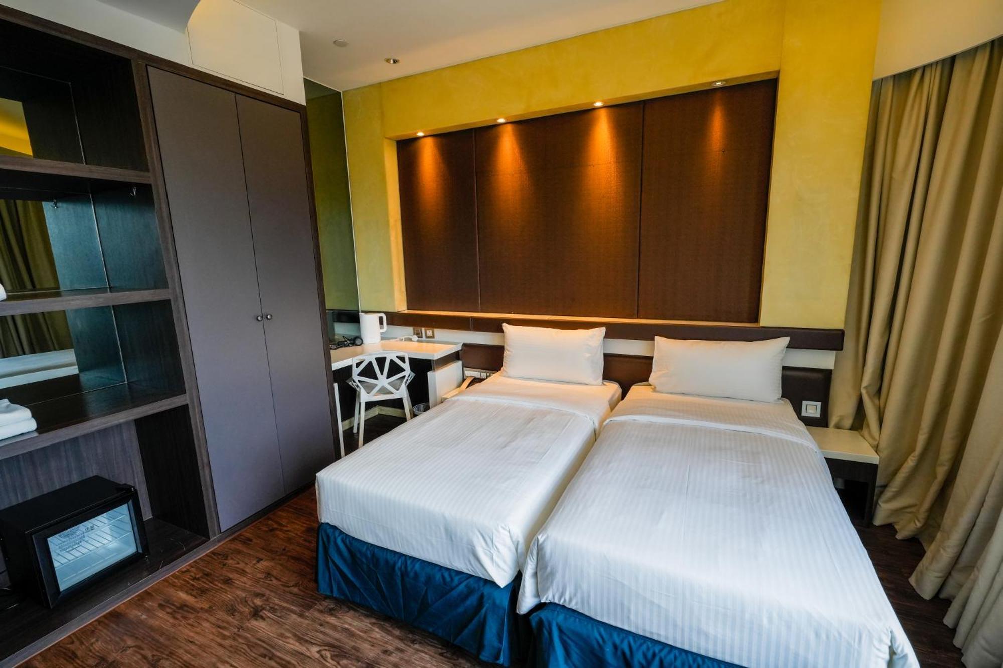 Epoch Hotel Hong Kong Exterior photo